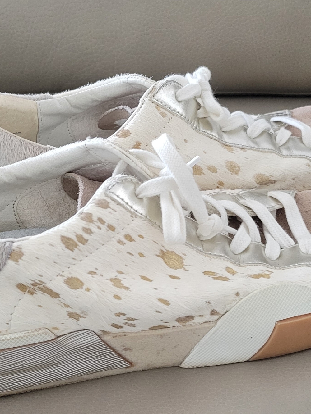 Dolce Vita White & Gold Fleck Low-Top Sneakers